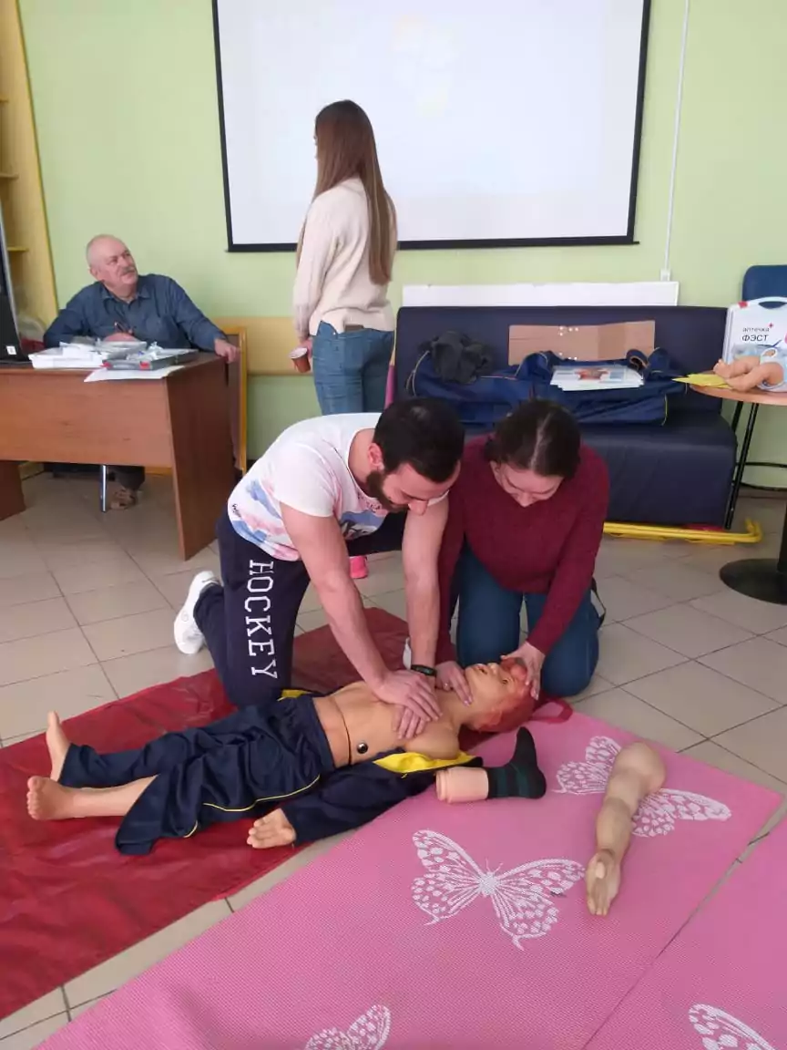 Занятия по оказанию первой помощи Занятия по оказанию первой помощи